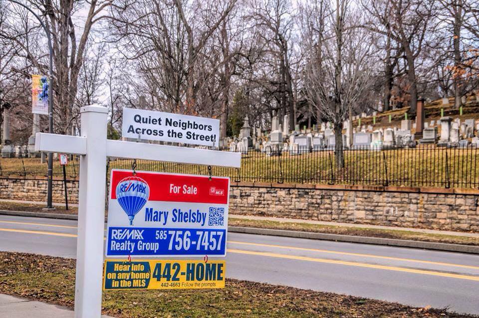 10311783_932952290067558_4364861938477968421_n